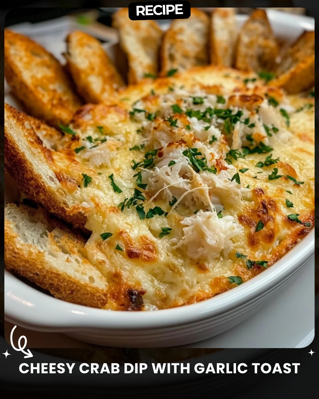 Cheesy Crab Dip with Garlic Toast