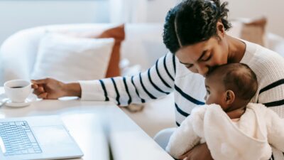 10 Passive Income Ideas for Stay-at-Home Moms That Actually Work
